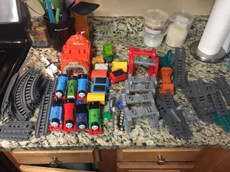 Thomas set and table