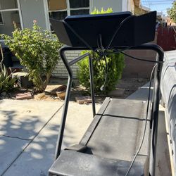 Treadmill 