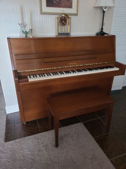 Piano. YAMAHA