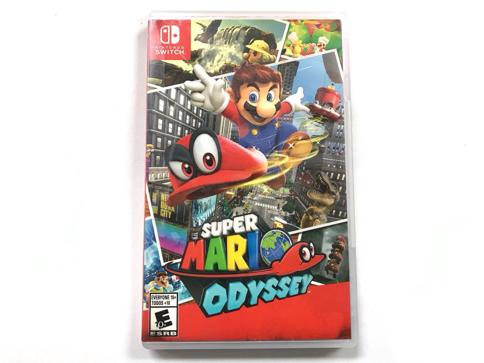Super Mario Odyssey Game Cartridge in case