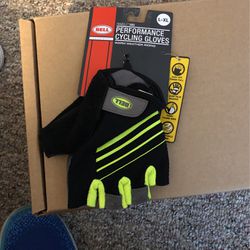 Bell Cycling Gloves