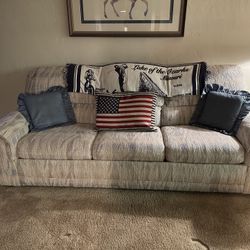 Couch / Love Seat