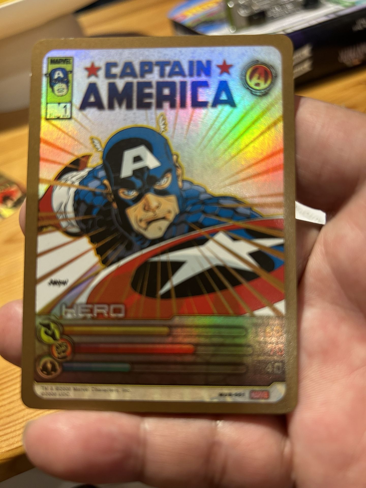 Marvel Ultimate Battles Captain America Gold