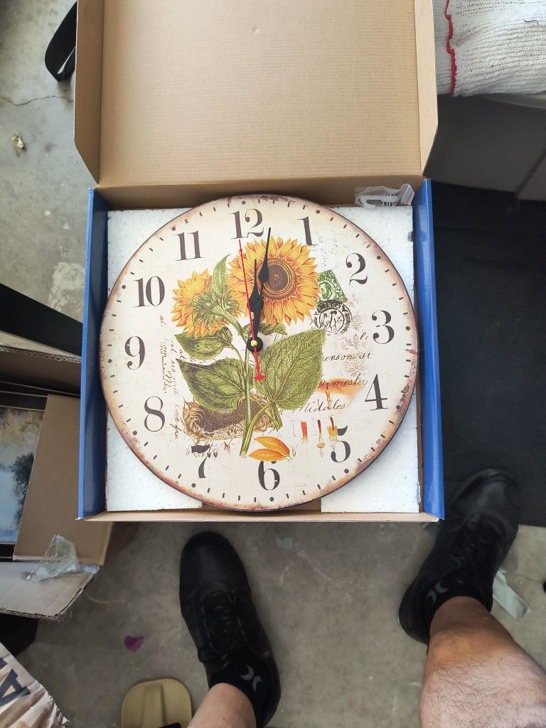 Clock, Wall, 1 Ft