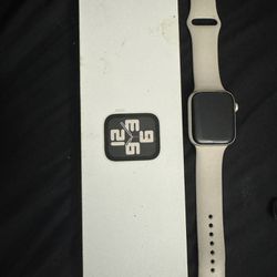 Apple Watch SE (2nd Gen) 44mm Cellular Data 
