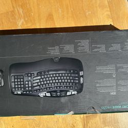 New Logitech Full Size Keyboard & Mouse
