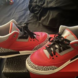 Jordan 3s Fire Red Size 6.5 
