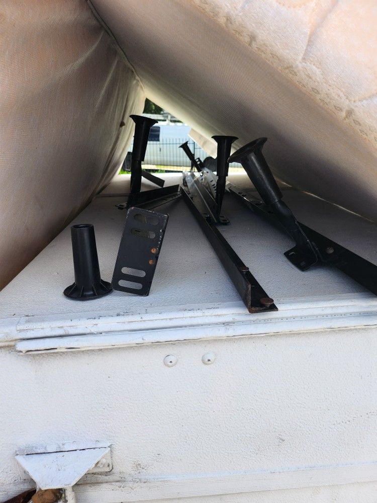 King Size Mattress And Brain Bed Frame