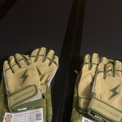 Bruce Bolt Batting Gloves 