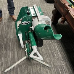 ATEC Axis Pitching Machine In Great Condition 