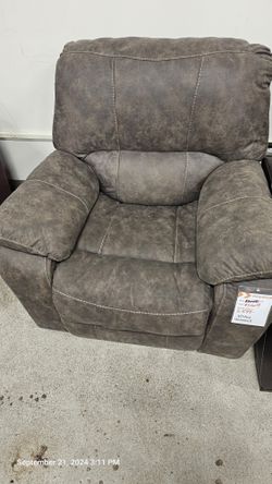  Manual Recliner