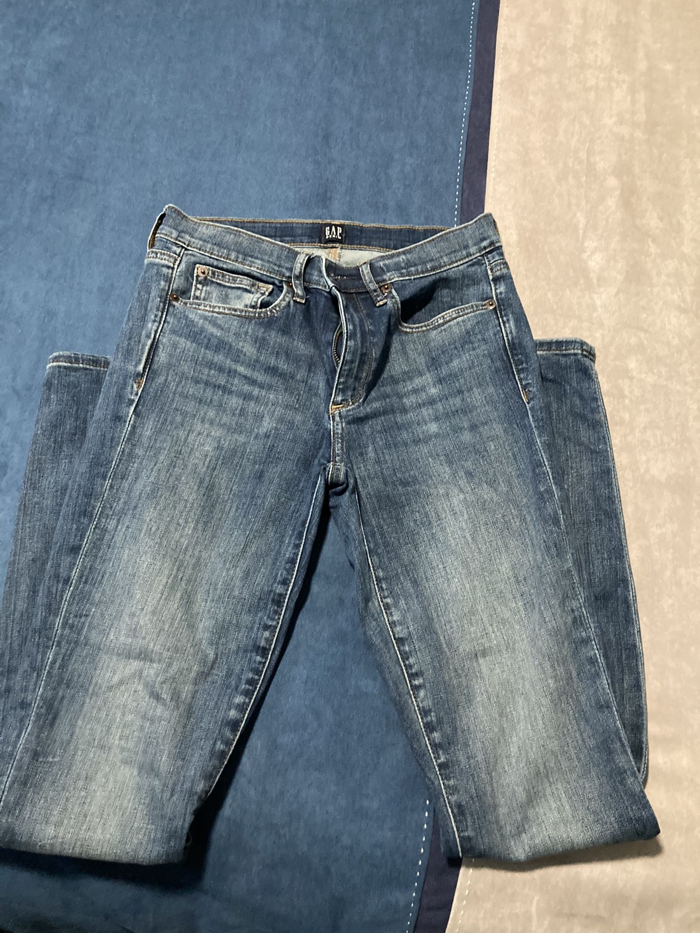 Gap 28L True Skinny Denim