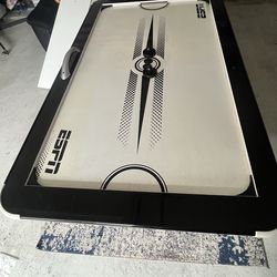 Hockey table