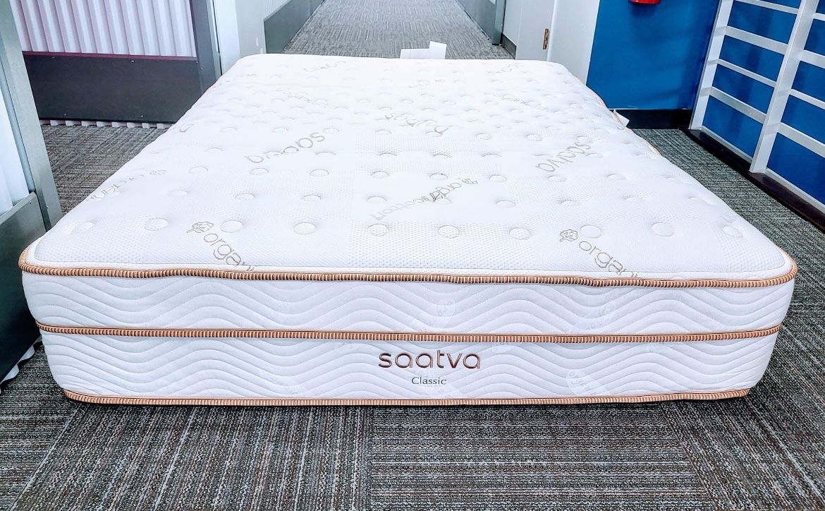 Saatva Classic Firm 14.5” Mattress - QUEEN 
