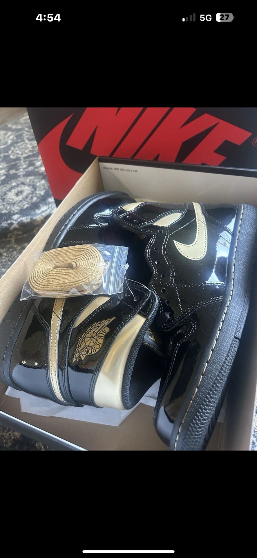 Air Jordan 1 High Black Metallic Gold Sz 11