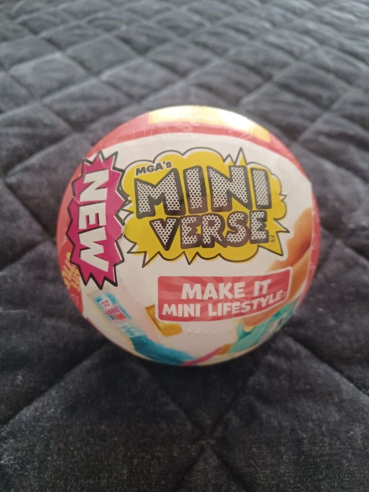 MGA Miniverse Make It Mini Lifestyle Surprise Ball - Never Opened