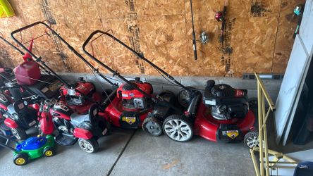 3 lawnmowers 70 each