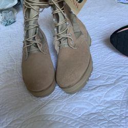 Combat Boots Size 4Mens 6womans 