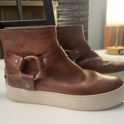 Brown leather Frye Hatchi boots #leatherboots can fit women’s 7.5