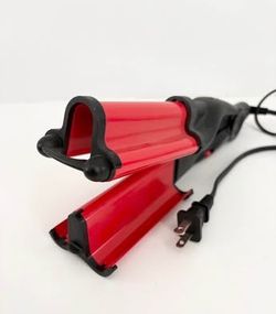 Vidal Sassoon Deep Waves 3-Barrel Curling Iron