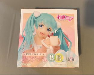 Hatsune Miku Figure