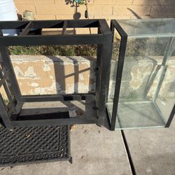 29 Gallon Fish Tank  With Stand 