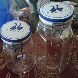 Glass canisters eith ceramic lids