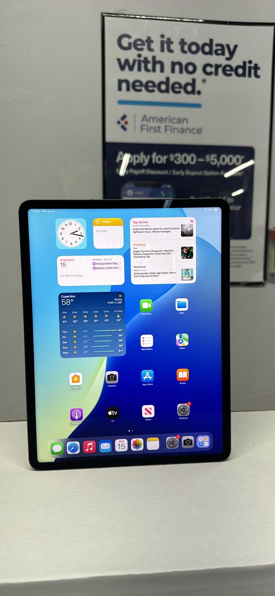 APPLE IPAD PRO 12.9β 128GB WIFI+ CELLULAR NEW OPEN BOX !! π₯βΌοΈβΌοΈπ₯πΎβΌοΈβΌοΈπ₯π₯π₯ WE FINANCE !!! π¨π¨π₯π»π¨βπ»π²π±πΉοΈπΉοΈπΎπΎβΌοΈβΌοΈ TAKE IT HOME TODAY FOR