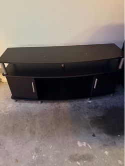 TV Console/Media Cabinet – Great Condition – $30 – Pickup in Lake Mary