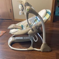 Brand new Baby Swing