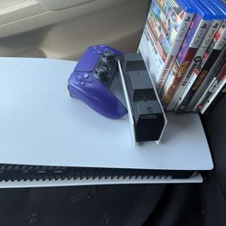 PS5 Disk Console w/games and controller