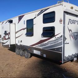 2012 Keystone Raptor