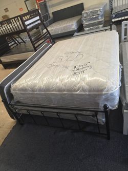 QUEEN MATTRESS 12" IN THICK WITH MATTRESS