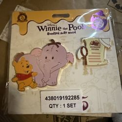 Winnie the Pooh and Lumpy Pin Set 10/12- Hundred Acre Wood Series - October