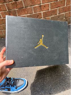 Jordan 1 university blue