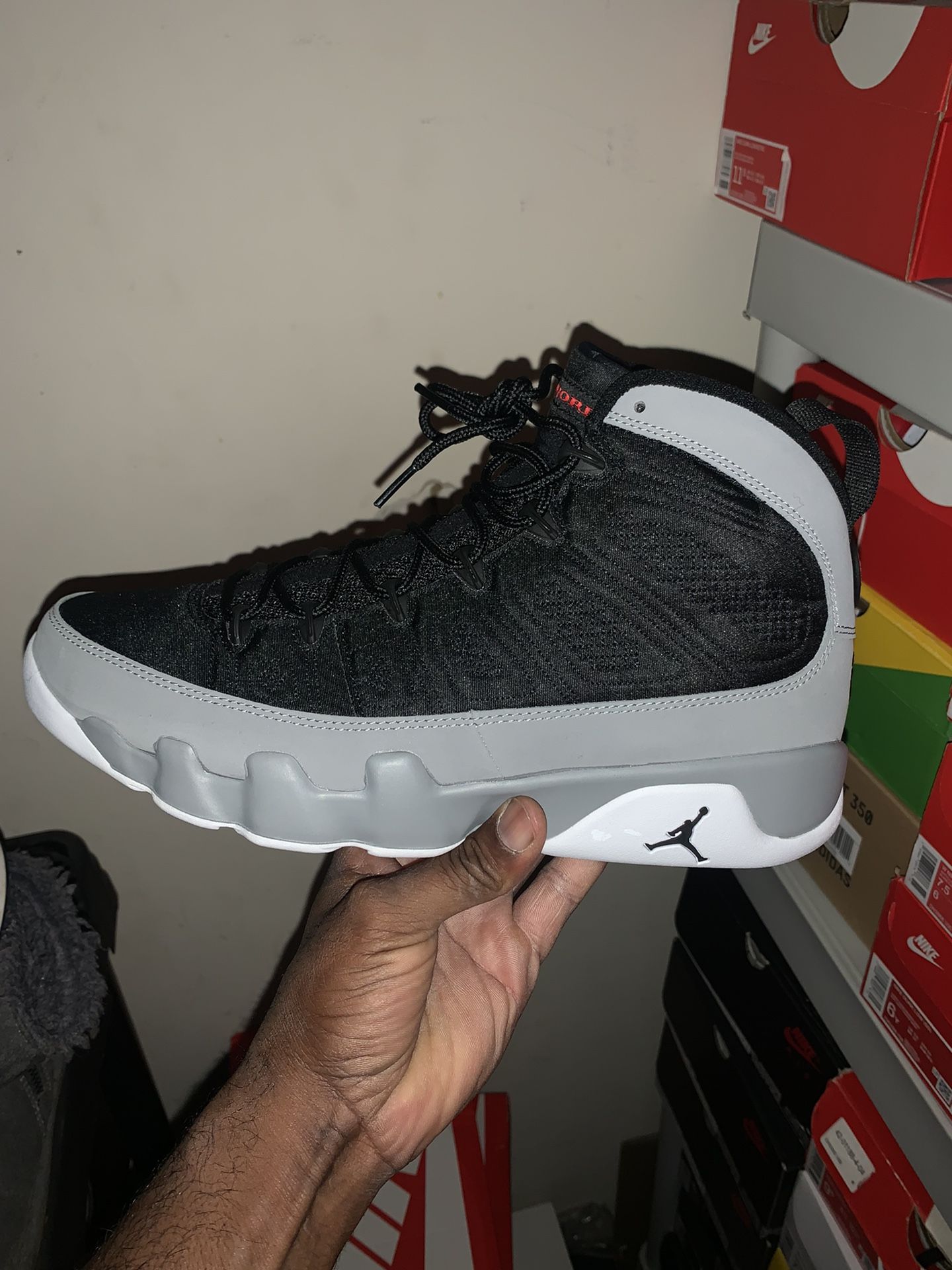 Jordan 9 Retro Particle Grey