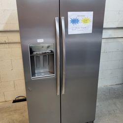 🌸Spring Sale! Whirlpool 26cu.ft Refrigerator-Warranty Included