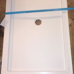 Dreamline 32w X 54L X 3 3/4 H. Brand New. Also Have A Neodrain 