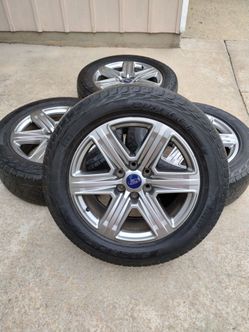 RIMS WHEELS, 275/55/20 FORD F150, FORD EXPEDITION LIMITED Tires 50%