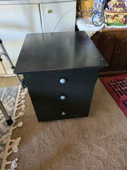 Nay stand