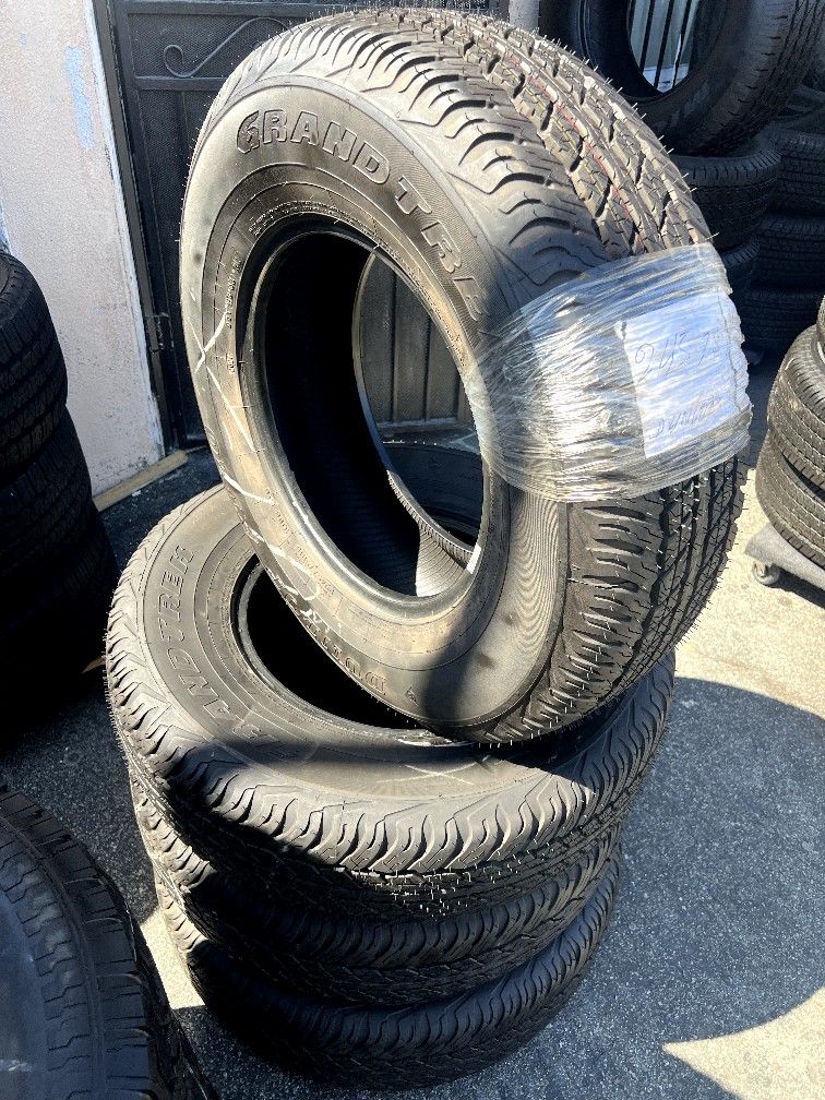 245/75/16 Semi New Tires #4 Dunlop Mount & Balance // 4 llantas Como nuevas Instaladas Y Balanceadas