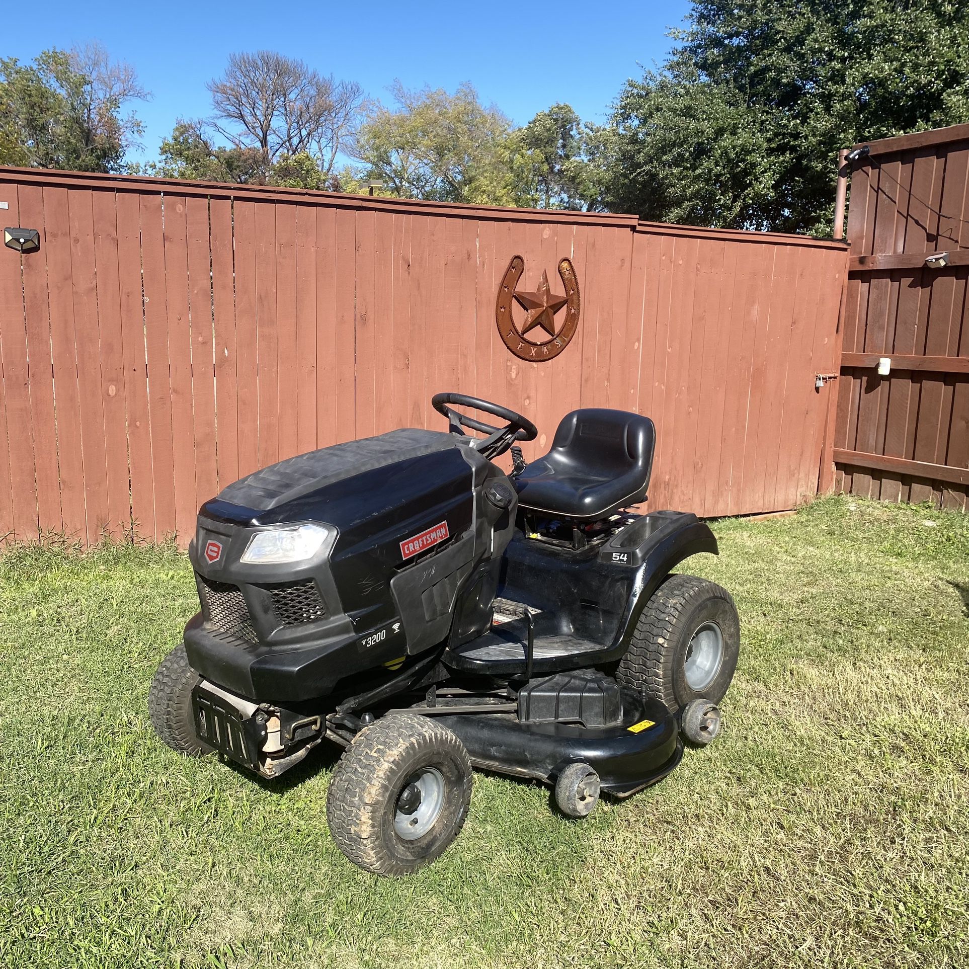 Riding Lawn Mower CRAFTSMAN  54-in 24-HP V-twin Gas