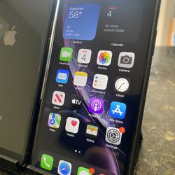 iPhone XR Unlocked 