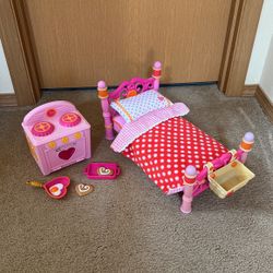 Lalaloopsy Doll Bed And Kitchen Stove Set