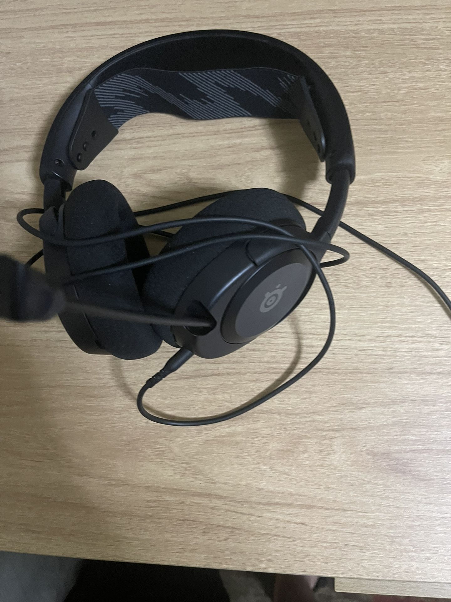Steel Series, Arctic’s Gaming, Headphones