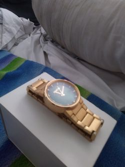 Nixon watch
