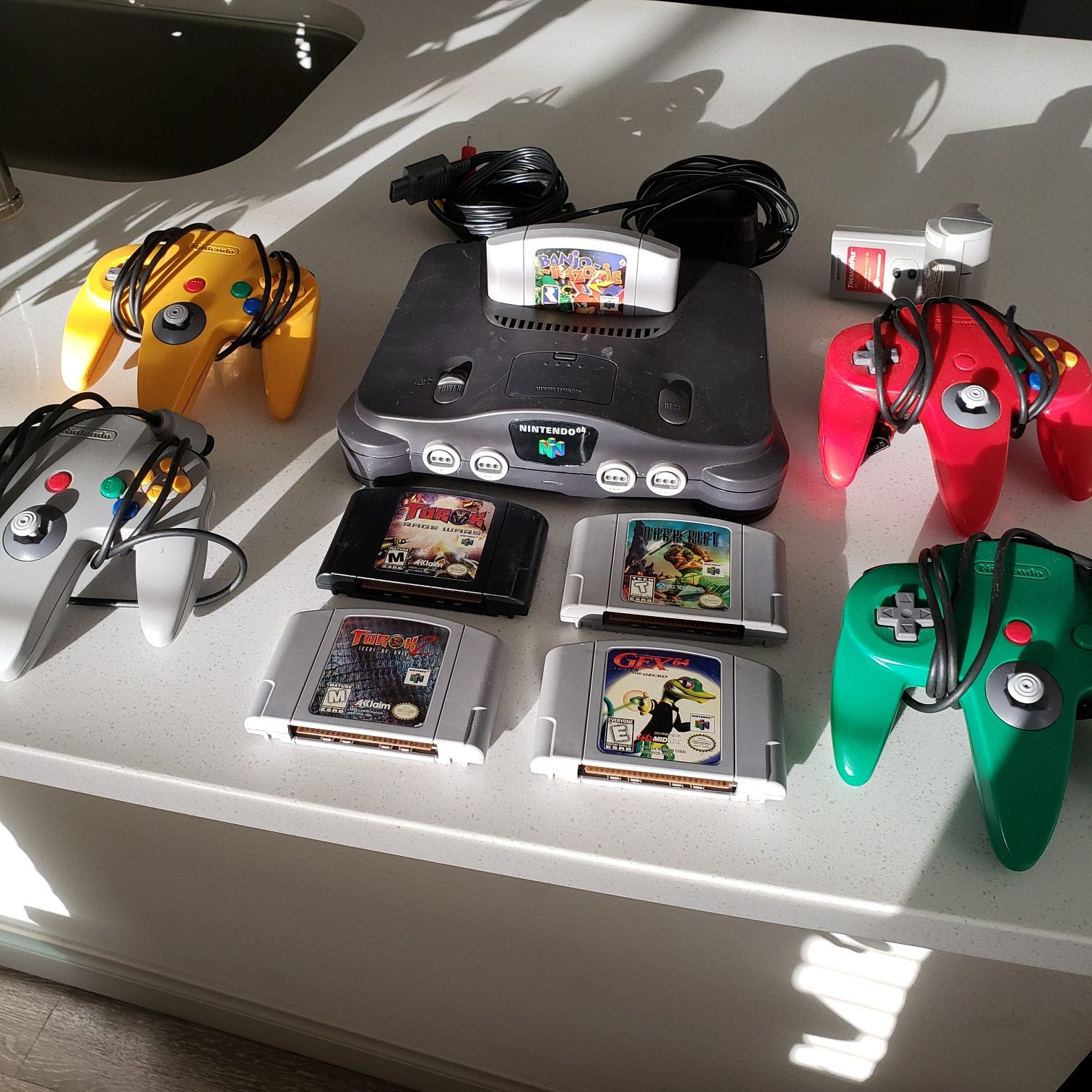 N64 Nintendo 64 + 5 Games + 4 Controllers // TESTED // FIRM