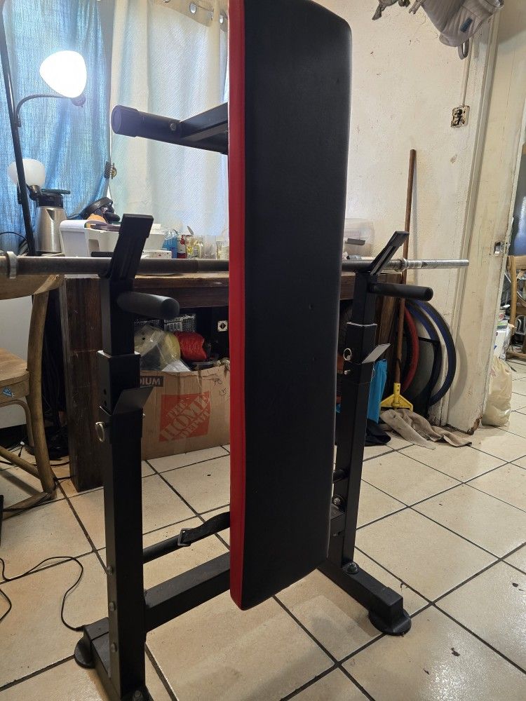 Weight LIFTING Bench