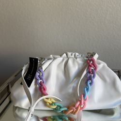 New White Dumpling Bag with Colorful Chain – INC