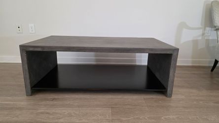 Four Hands Everett Hugo Coffee Table VEVR-001